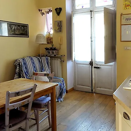 Sweet Mongrando Apartment